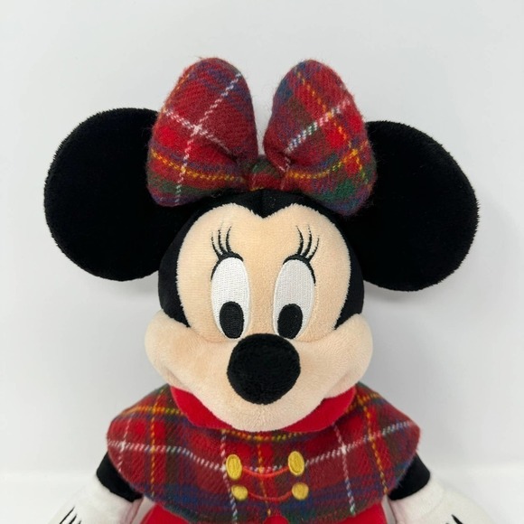 Disney Collection Holiday Minnie Mouse Plaid Cape and Bow 2015 Collectible Plush - Picture 4 of 15